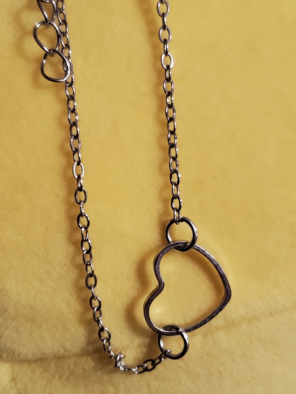 B2G1F Delicate Silver Heart Pendant Anklet